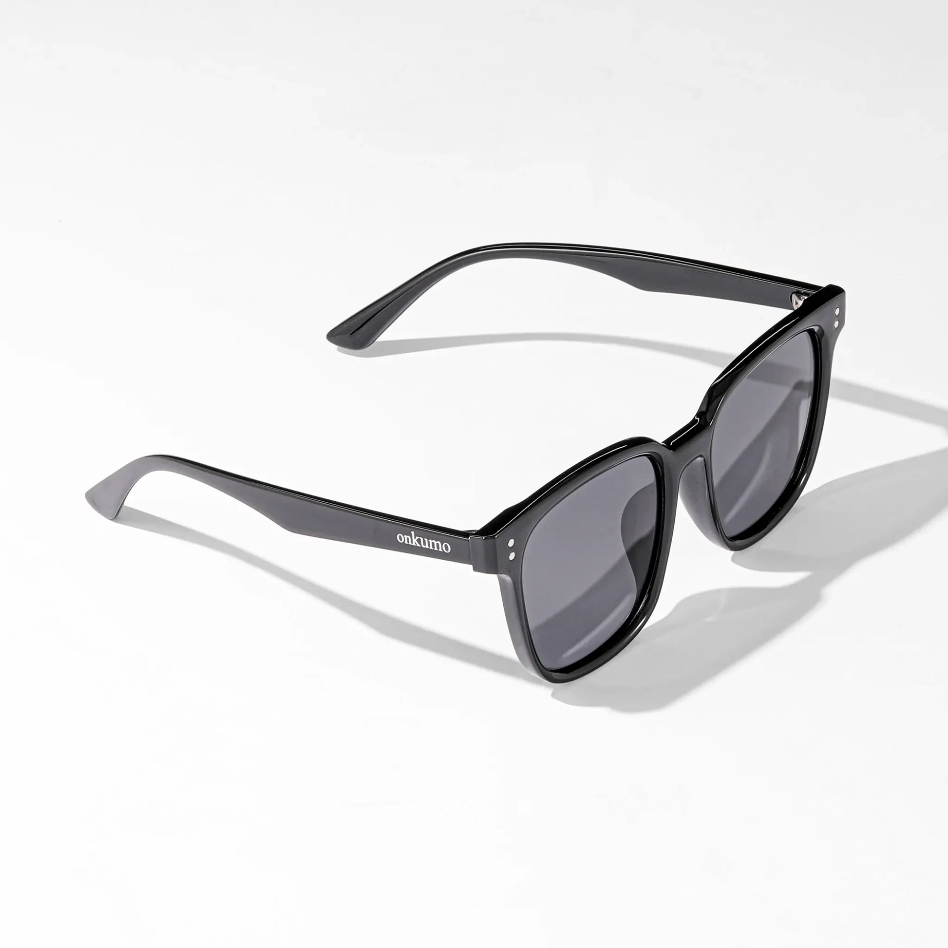 Chic Voyager Sunglasses